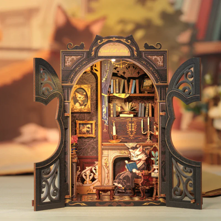 Book Nook - Count Cat's Study, Övrigt
