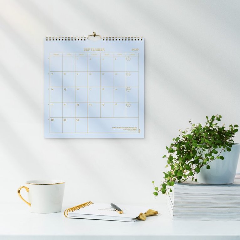 Väggkalender 2026 Color, Övrigt