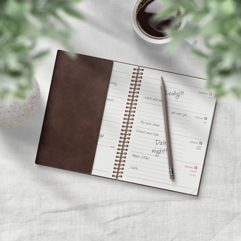 Kalender 2026 Senator A6 Twist brun, Övrigt