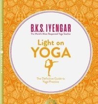 bokomslag Light on Yoga