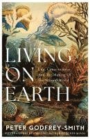 bokomslag Living On Earth