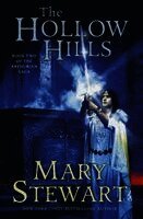 Mary Stewart - The Hollow Hills, Häftad