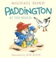 bokomslag Paddington at the Beach