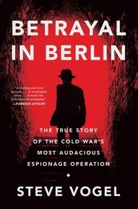 bokomslag Betrayal in Berlin