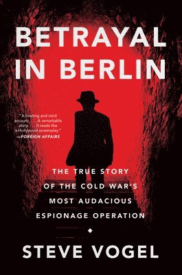 bokomslag Betrayal in Berlin
