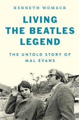bokomslag Living the Beatles Legend