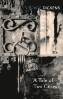 Charles Dickens - A Tale of Two Cities, Häftad