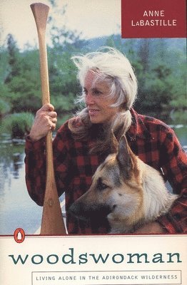 bokomslag Woodswoman