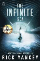 bokomslag The 5th Wave: The Infinite Sea (Book 2)
