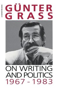 bokomslag On Writing and Politics, 1967-1983