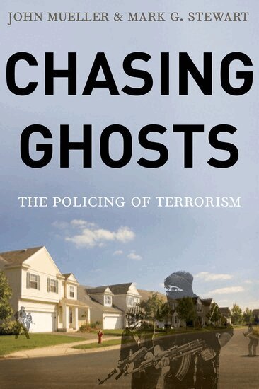 John Mueller, Mark Stewart - Chasing Ghosts, Inbunden