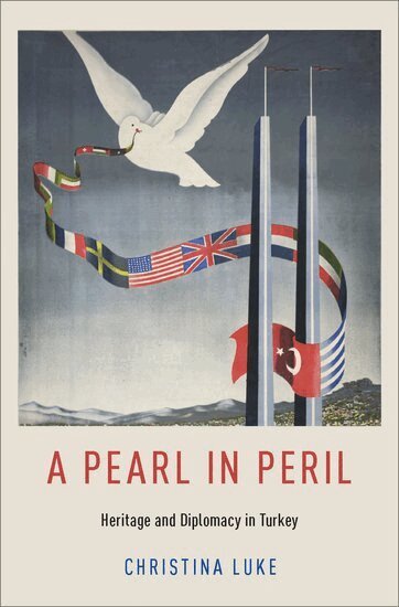 Christina Luke - A Pearl in Peril, Inbunden