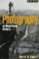 bokomslag Photography: An Illustrated History