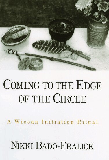 Nikki Bado-Fralick - Coming to the Edge of the Circle, Inbunden