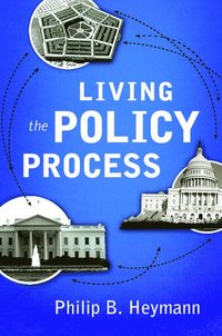 bokomslag Living the Policy Process