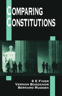 bokomslag Comparing Constitutions