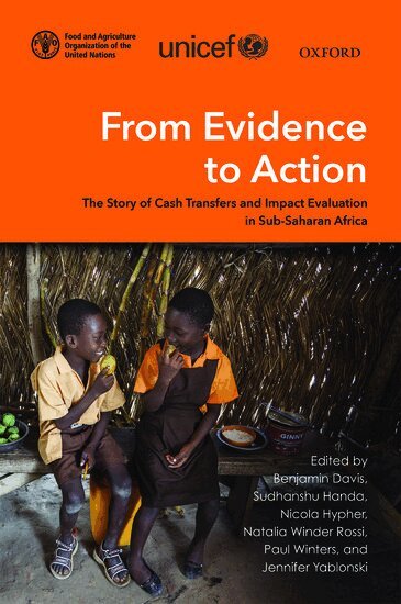 Benjamin Davis, Benjamin Davis, Sudhanshu Handa, Nicola Hypher, Natalia Winder Rossi, Paul Winters, Jennifer Yablonski - From Evidence to Action, Inbunden