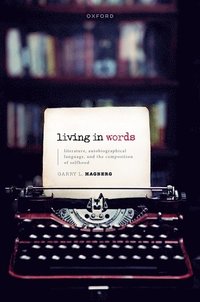 bokomslag Living in Words