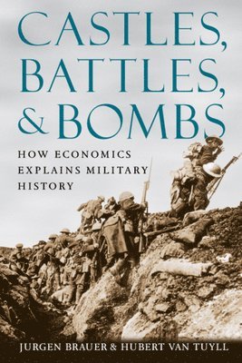 Jurgen Brauer, Hubert van Tuyll - Castles, Battles, and Bombs, Häftad