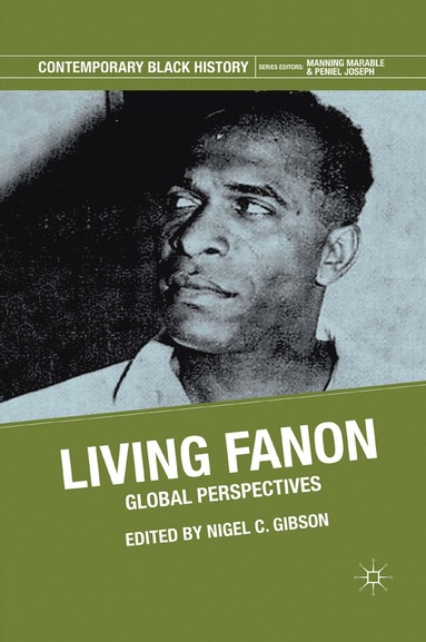 bokomslag Living Fanon