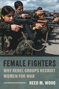 bokomslag Female Fighters