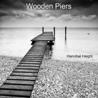 bokomslag Wooden Piers