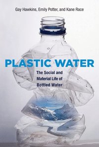 bokomslag Plastic Water