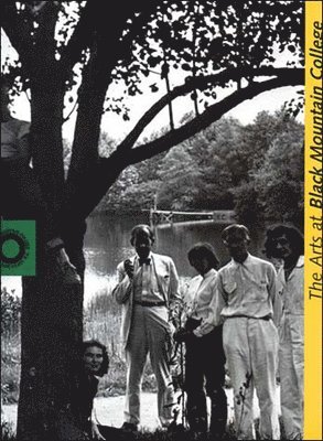 bokomslag Arts at Black Mountain College