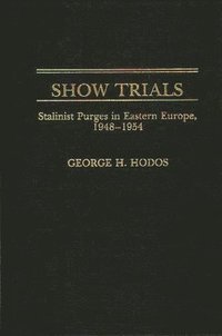 bokomslag Show Trials