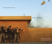 bokomslag Photojournalists on War