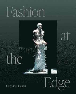 bokomslag Fashion at the Edge