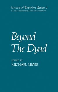 bokomslag Beyond The Dyad