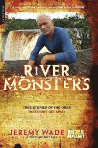 bokomslag River Monsters