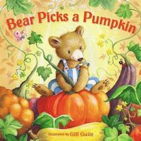 bokomslag Bear Picks a Pumpkin