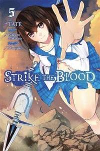 bokomslag Strike the Blood, Vol. 5 (manga)