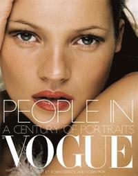 bokomslag People in Vogue: A Century of Portraits