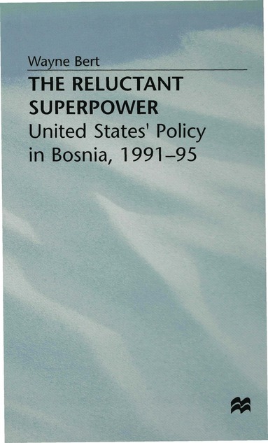 bokomslag Reluctant Superpower