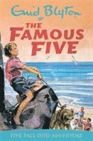 Enid Blyton - Famous Five: Five Fall Into Adventure, Häftad