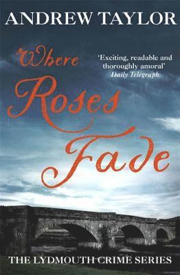bokomslag Where Roses Fade