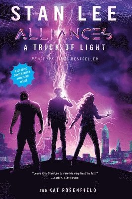 Stan Lee, Kat Rosenfield - A Trick Of Light, Häftad
