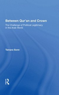bokomslag Between Qur'an And Crown