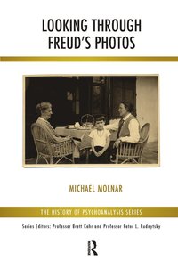 bokomslag Looking Through Freud's Photos