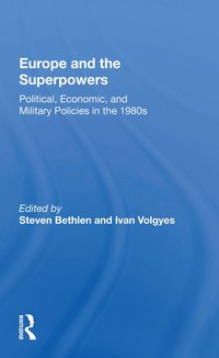 bokomslag Europe And The Superpowers