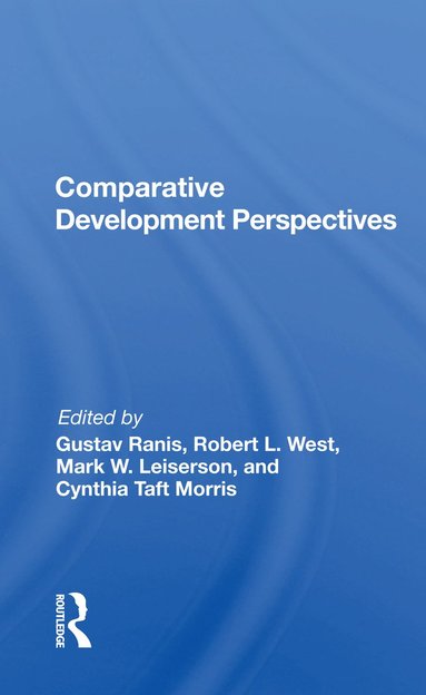 bokomslag Comparative Development Perspectives