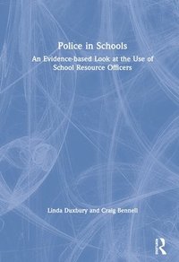 bokomslag Police in Schools
