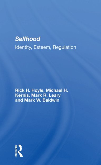 bokomslag Selfhood
