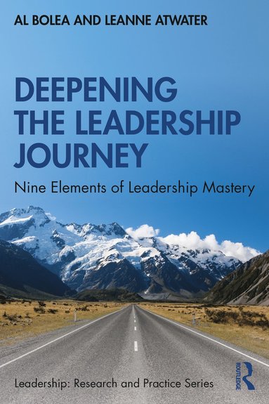 bokomslag Deepening the Leadership Journey