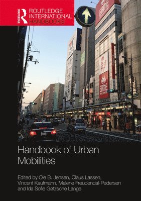 bokomslag Handbook of Urban Mobilities