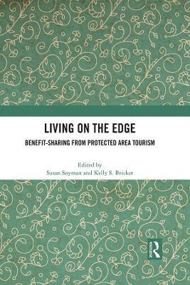 Susan Snyman, Kelly S. Bricker - Living on the Edge, Häftad
