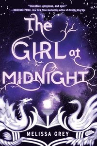 bokomslag The Girl at Midnight